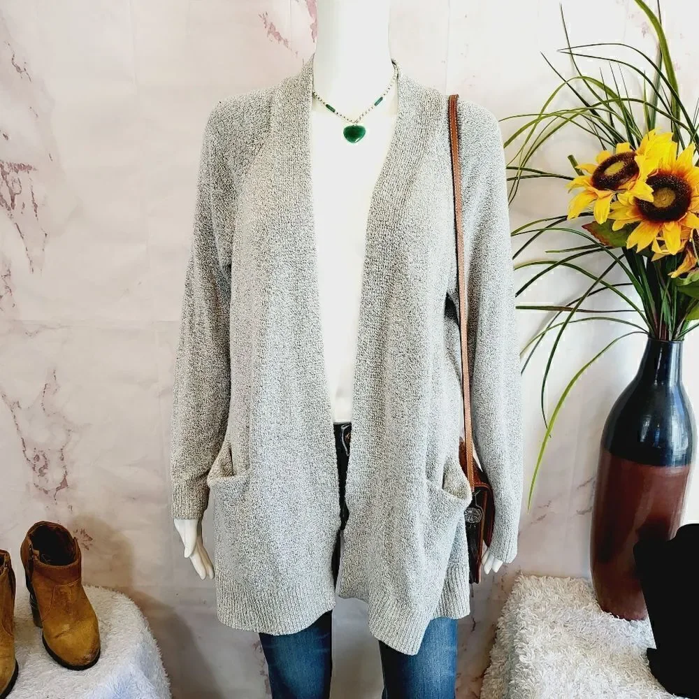 Torrid soft knit heather grey cardigan with pockets